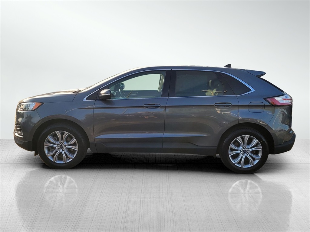 2022 Ford Edge Titanium photo 8