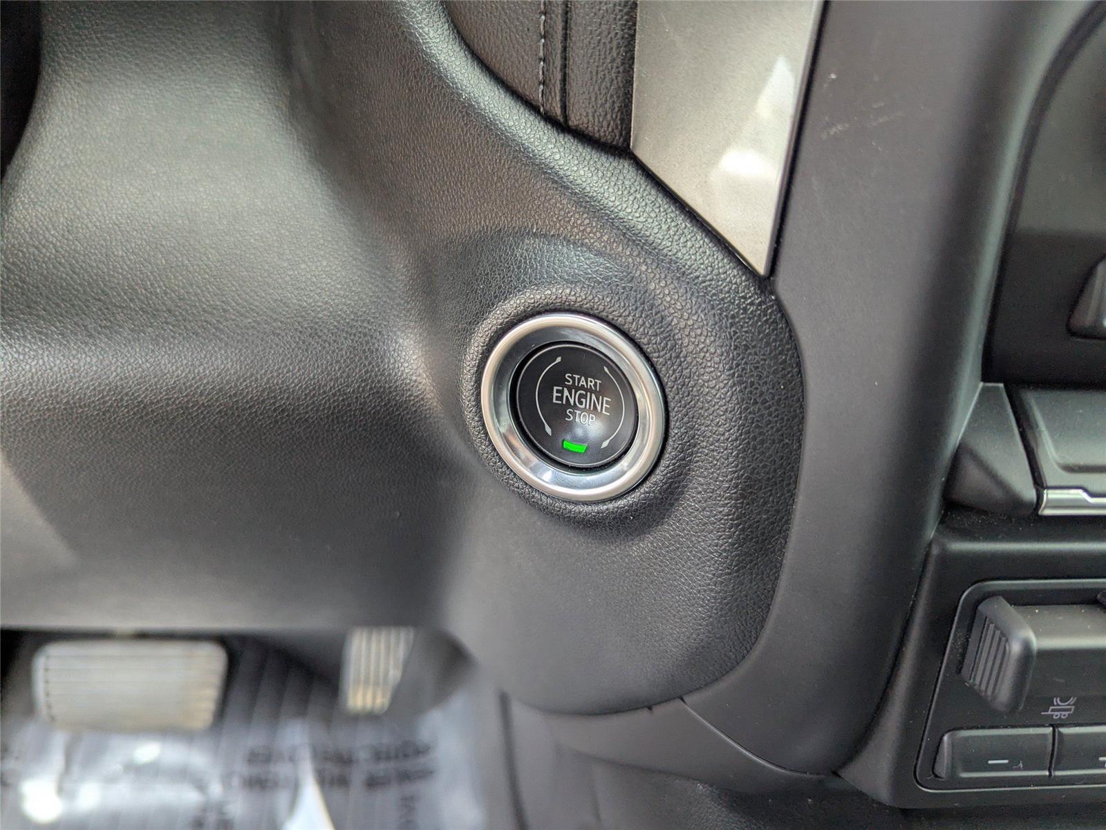 2021 Chevrolet Silverado 1500 RST photo 24