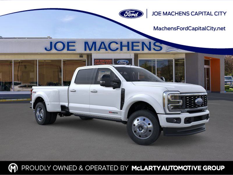 2026 Ford F-450 Super Duty Platinum's photo