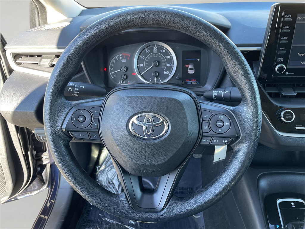 2022 Toyota Corolla LE photo 24