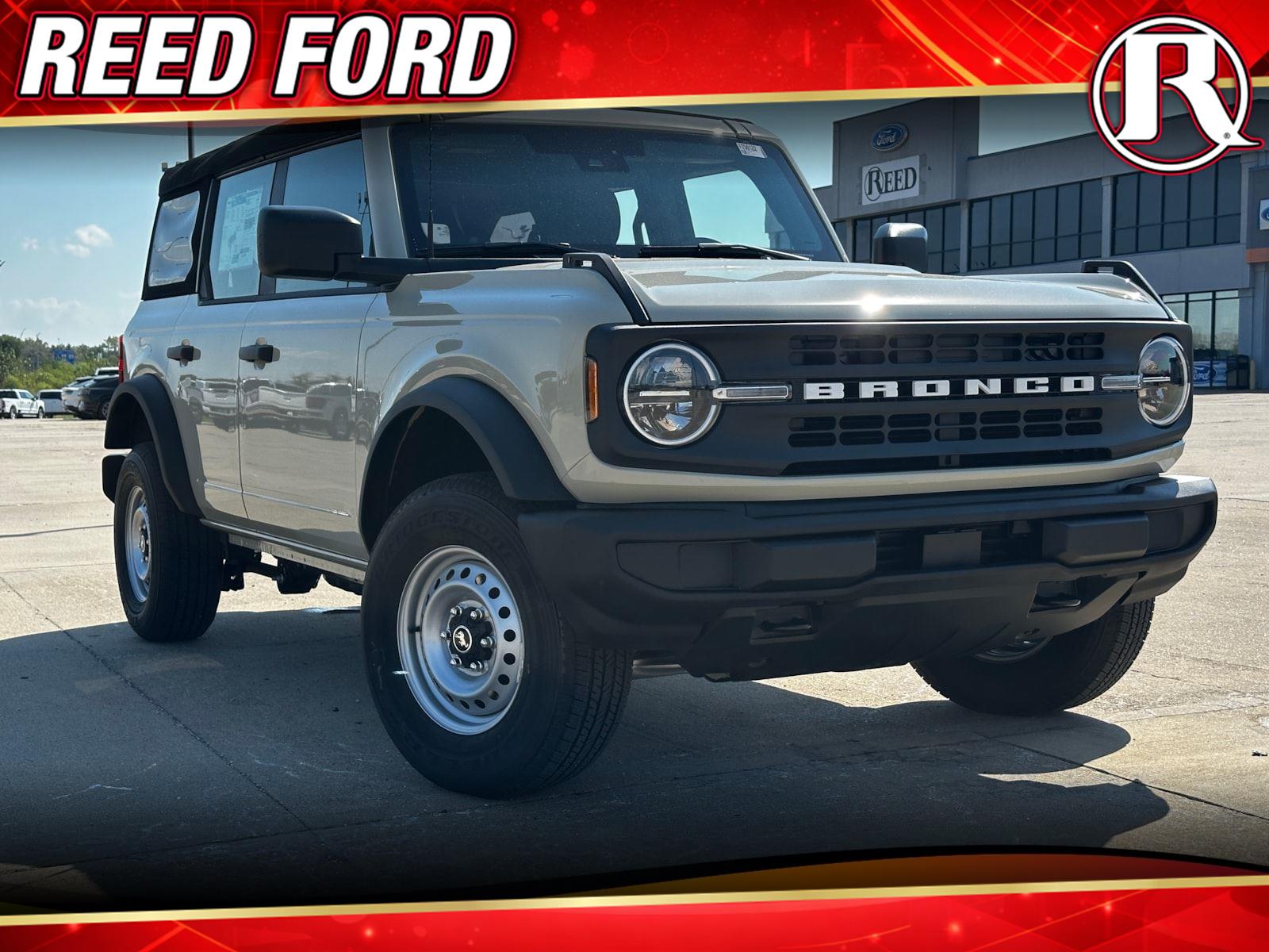 2025 Ford Bronco 4-Door Base