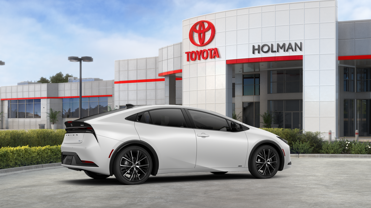 2026 Toyota Prius XLE photo 11