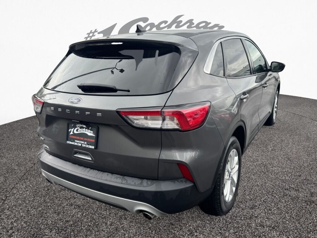 2022 Ford Escape SE photo 7