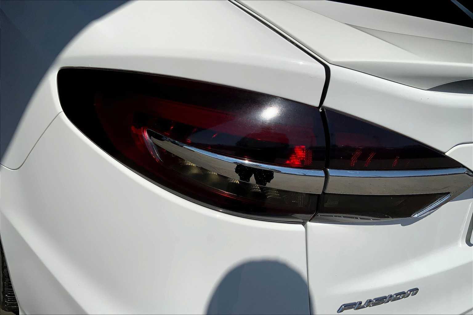 2019 Ford Fusion Titanium photo 27