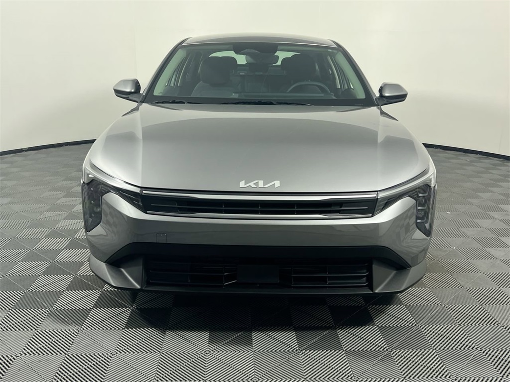 2025 Kia K4 LXS photo 9