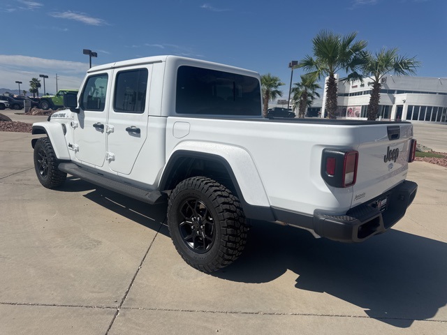 2025 Jeep Gladiator Sport photo 3