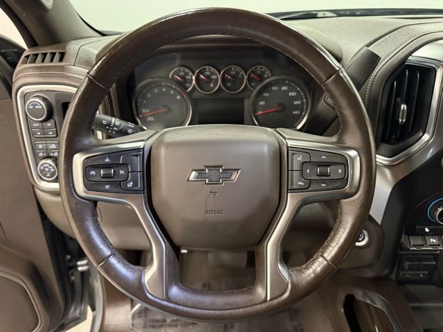 2020 Chevrolet Silverado 1500 RST photo 13