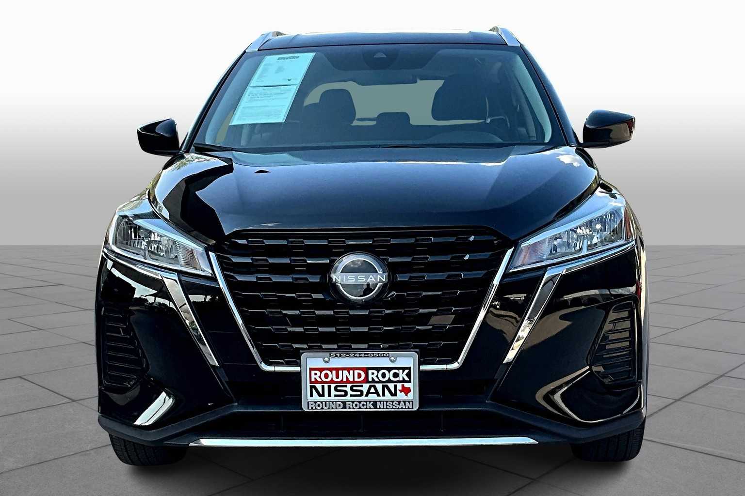 2024 Nissan Kicks SV photo 3