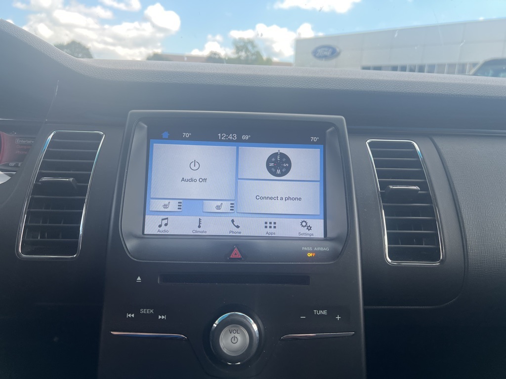 2016 Ford Flex SEL photo 22