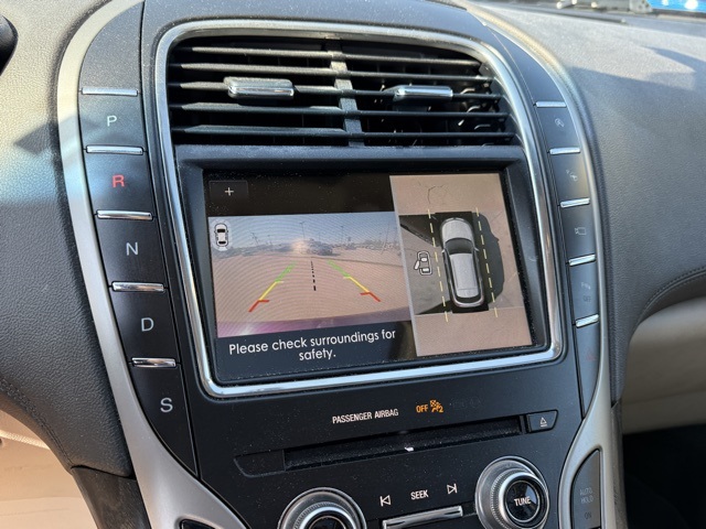 2019 Lincoln Nautilus Reserve photo 15