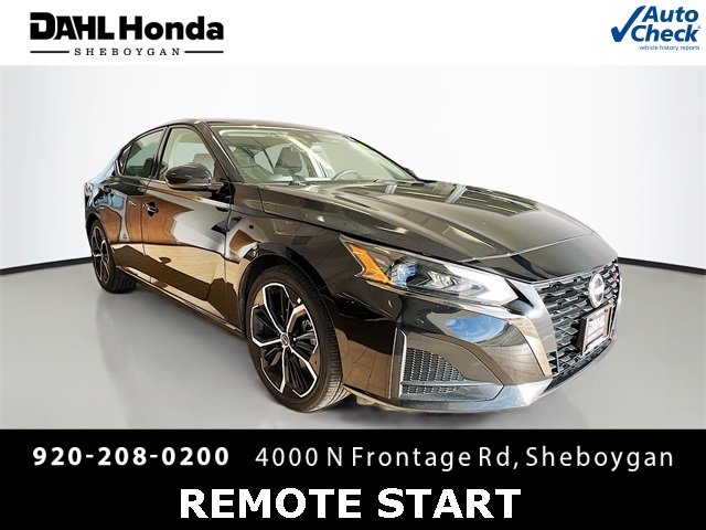 2024 Nissan Altima SR's photo