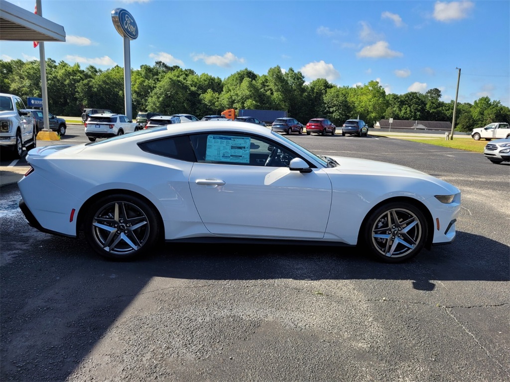 2025 Ford Mustang EcoBoost Premium photo 11