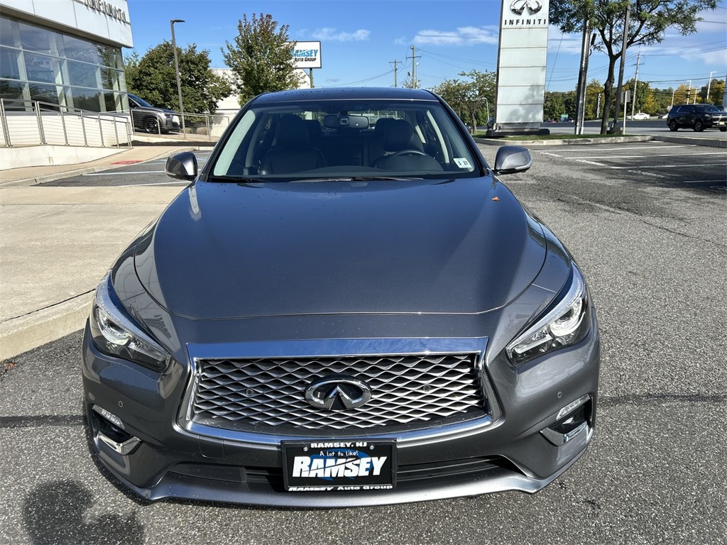 2022 Infiniti Q50 LUXE photo 2