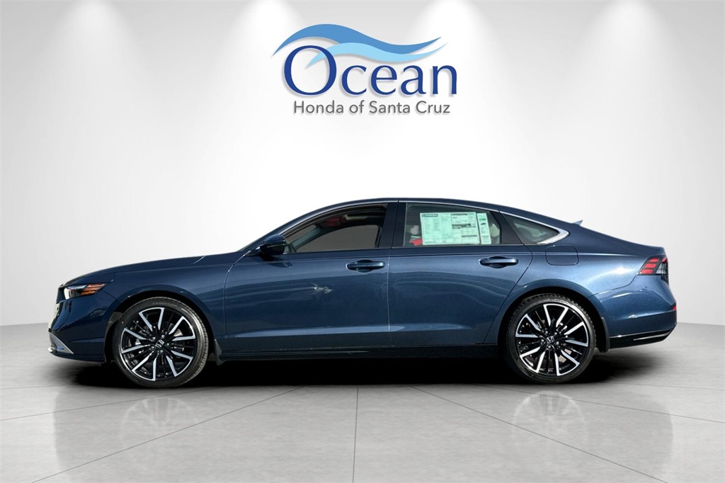 2025 Honda Accord Hybrid Touring photo 3