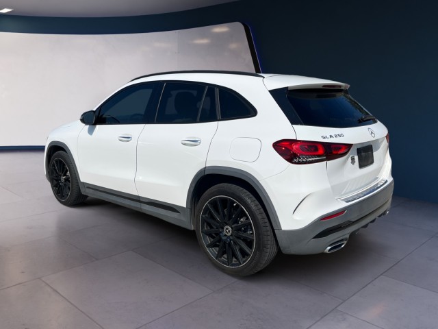 2021 Mercedes Benz GLA 250 photo 3