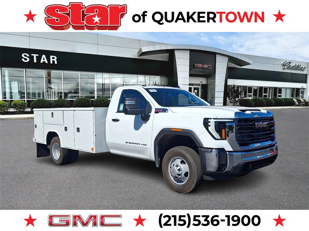 2025 GMC Sierra 3500HD Pro's photo