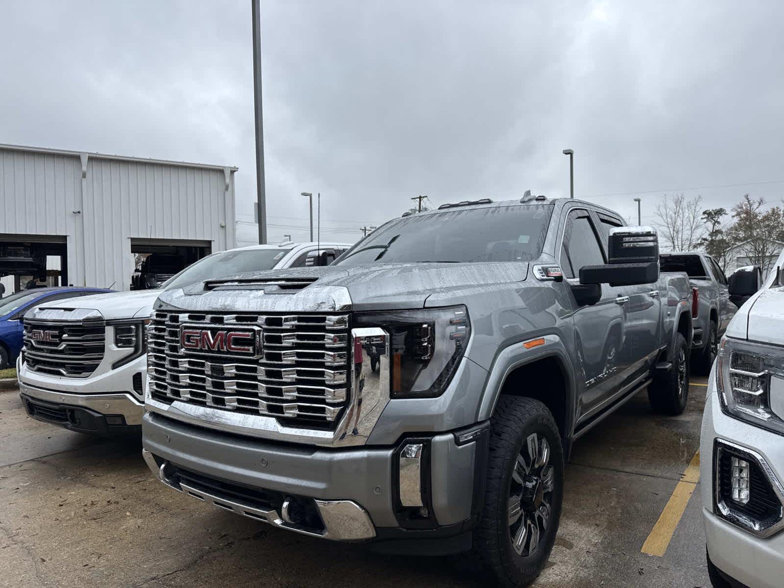2025 GMC Sierra 3500HD Denali's photo