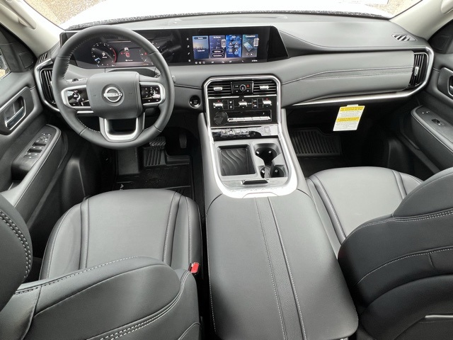 2026 Nissan Armada SV photo 2
