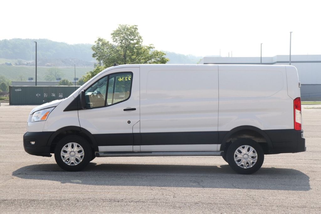 2021 Ford Transit Cargo Van photo 4