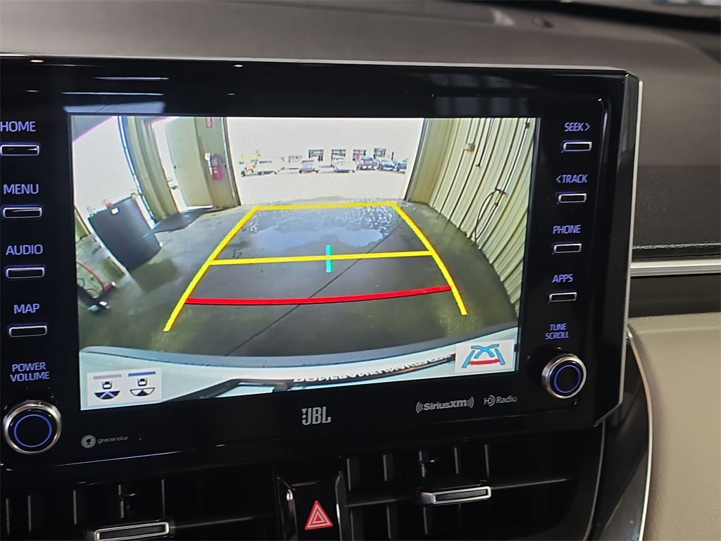 2022 Toyota Corolla Cross XLE photo 22