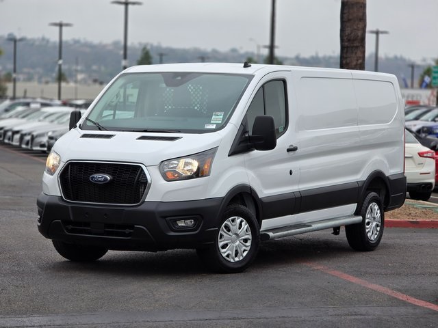 2023 Ford Transit photo 2