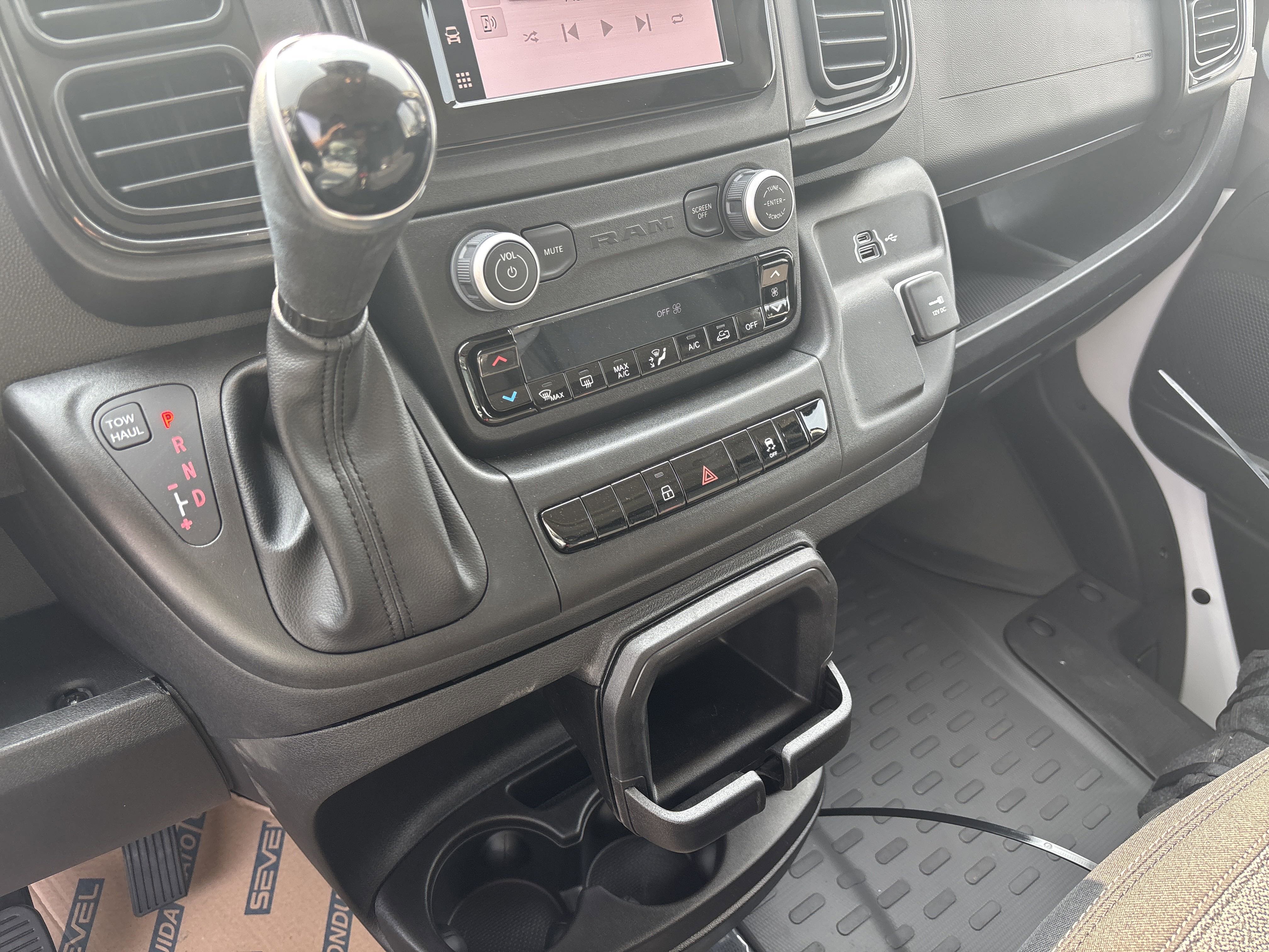 New 2025 Bright White Ram Tradesman image 20