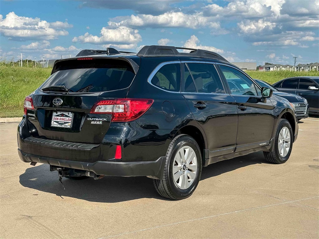 2017 Subaru Outback 2.5i Premium photo 2