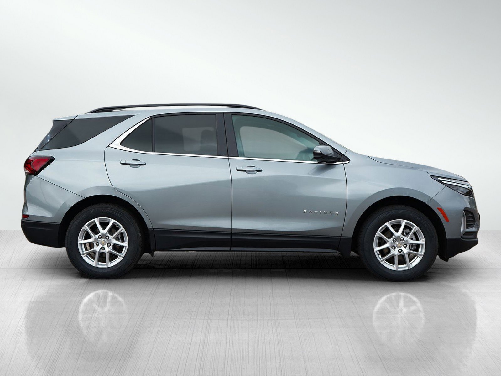 2024 Chevrolet Equinox LT photo 6