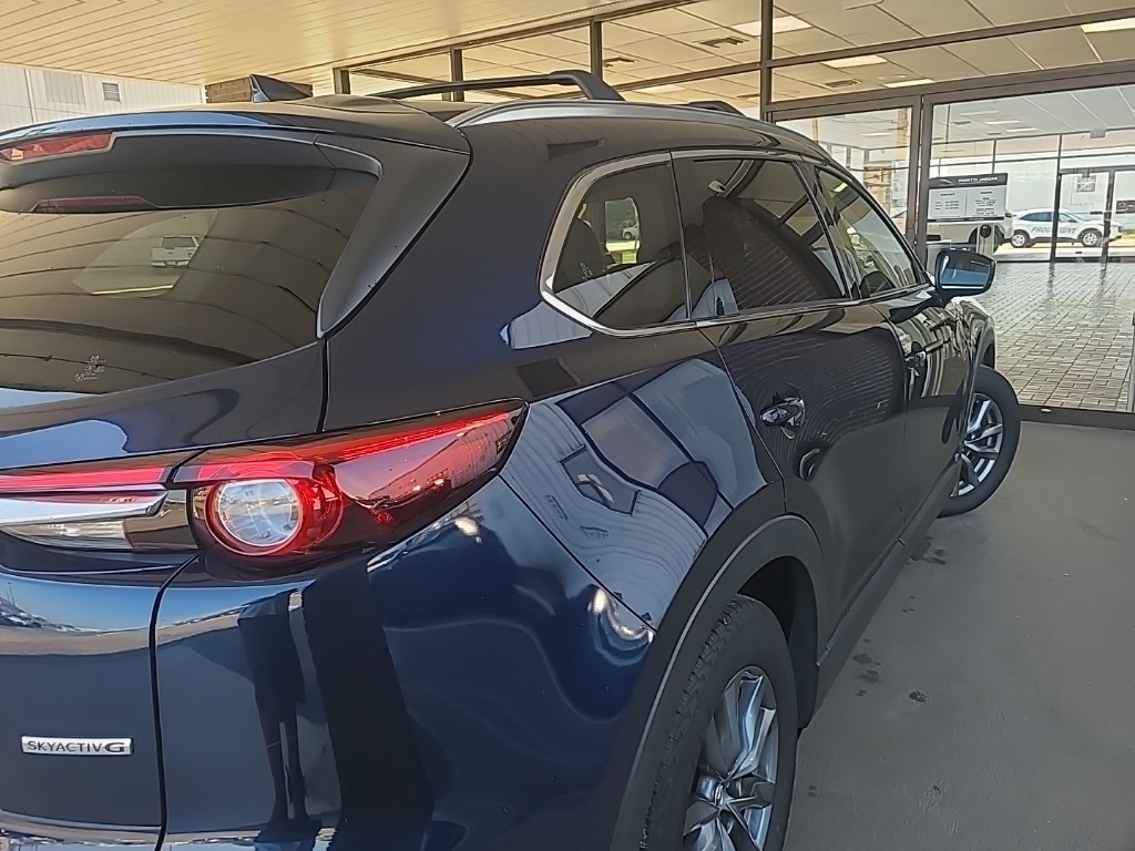 2022 Mazda CX-9 Touring photo 5