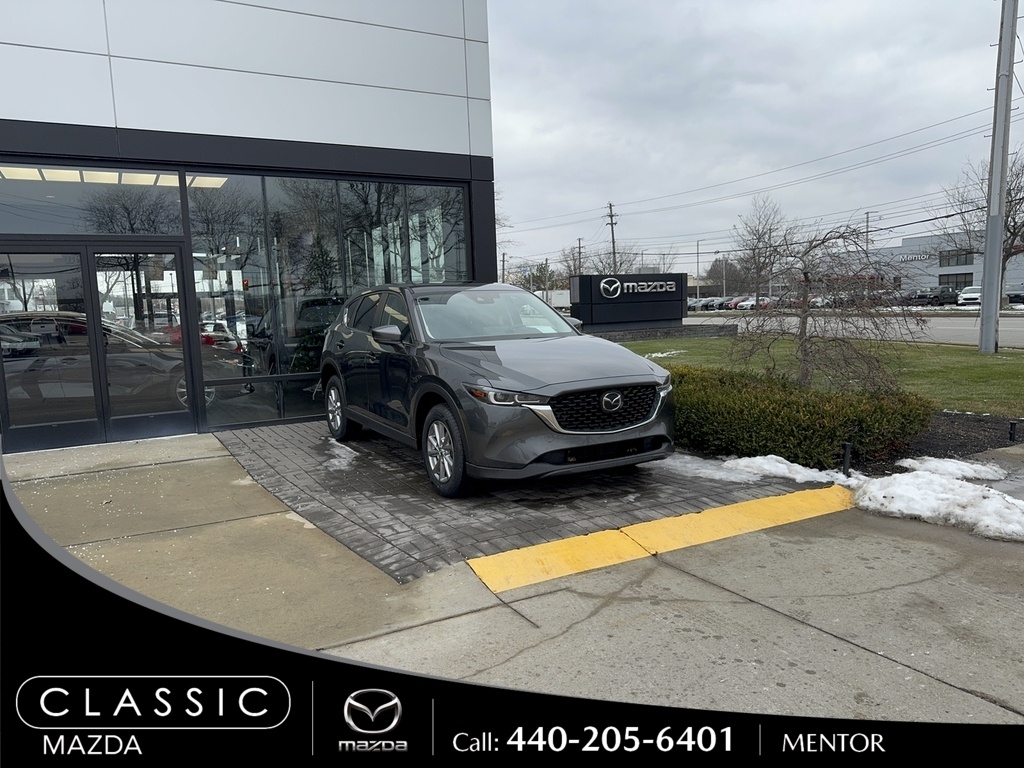 2023 Mazda CX-5 S Preferred package