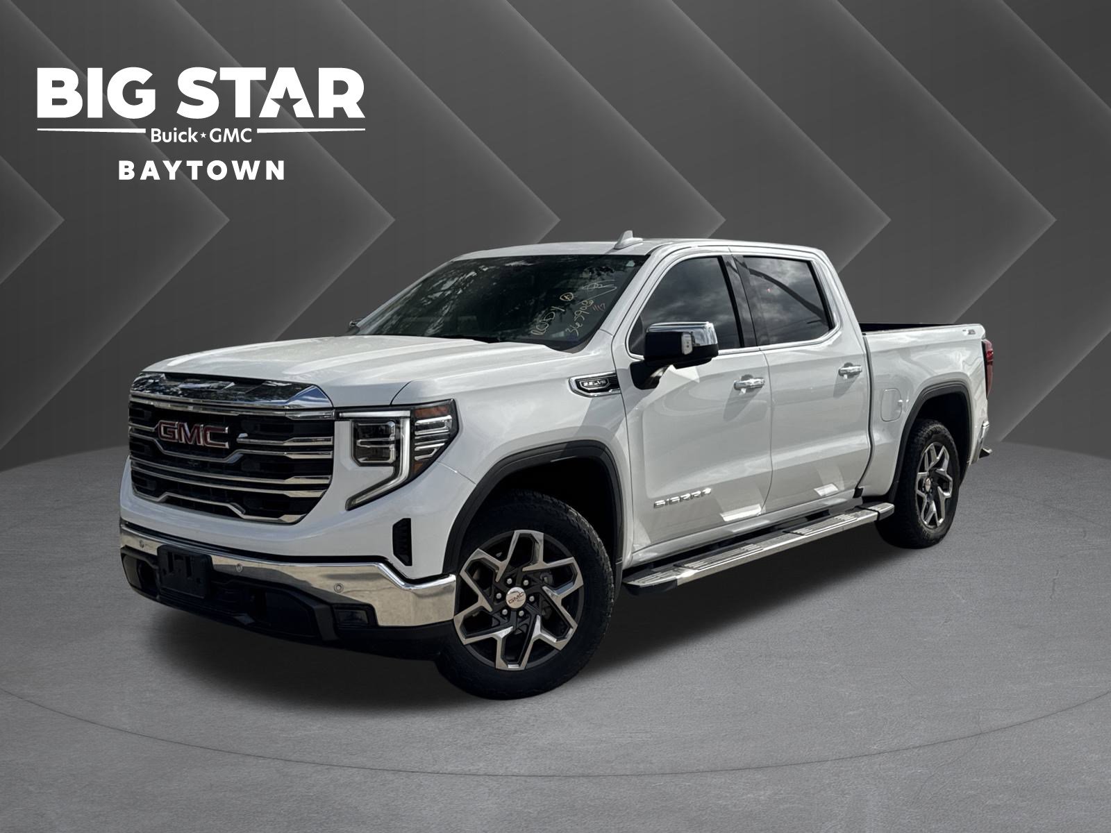 2024 GMC Sierra 1500 SLT's photo