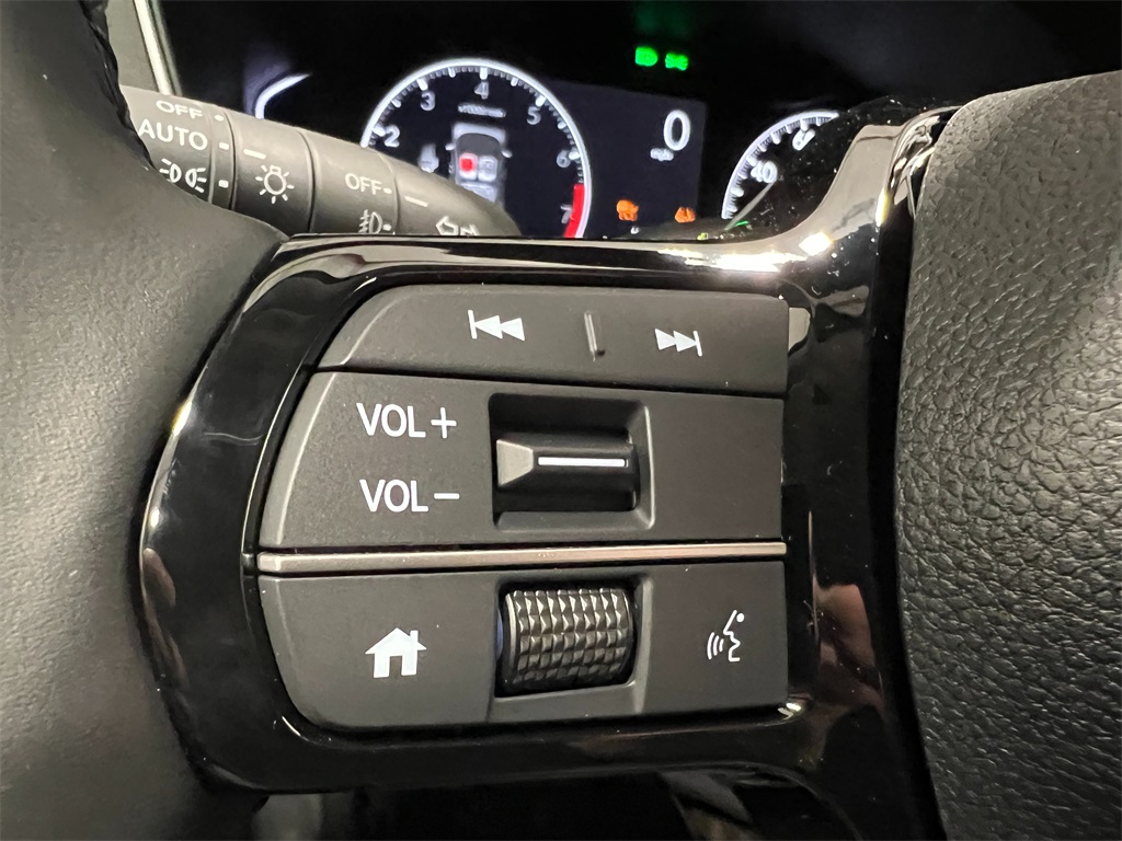 2025 Honda Pilot Touring photo 21