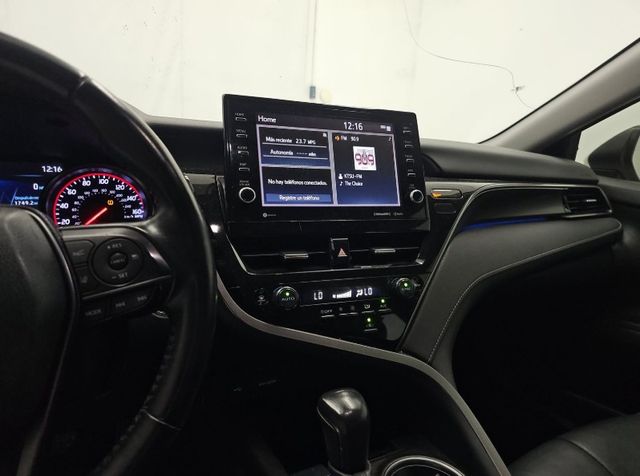 2021 Toyota Camry XSE photo 7