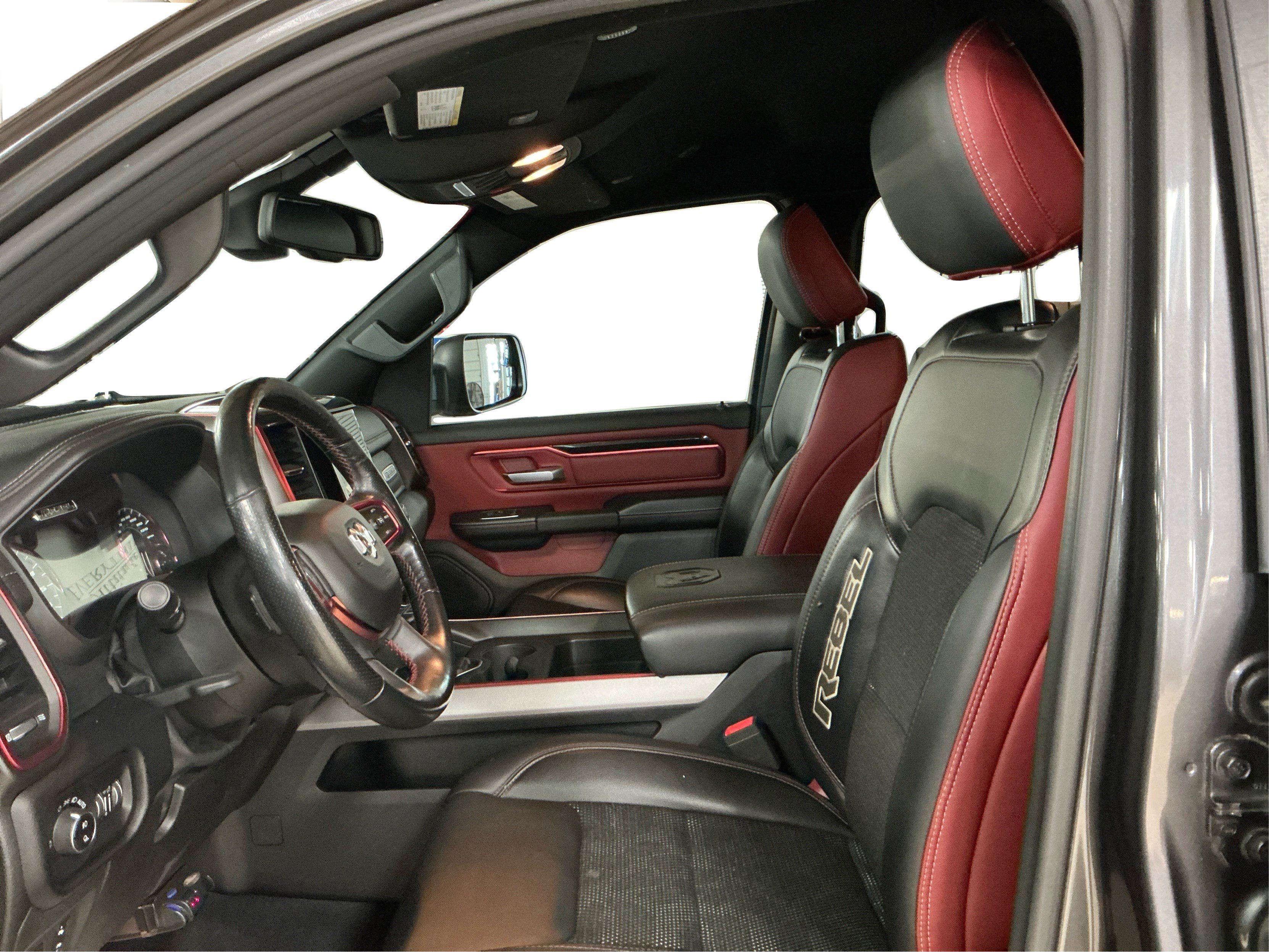 2019 Ram 1500 Rebel photo 16