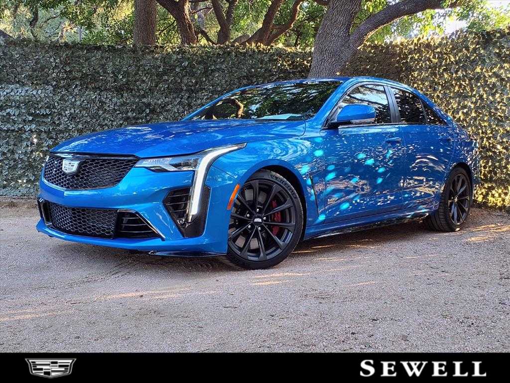 2026 Cadillac CT4 V-Series Blackwing's photo