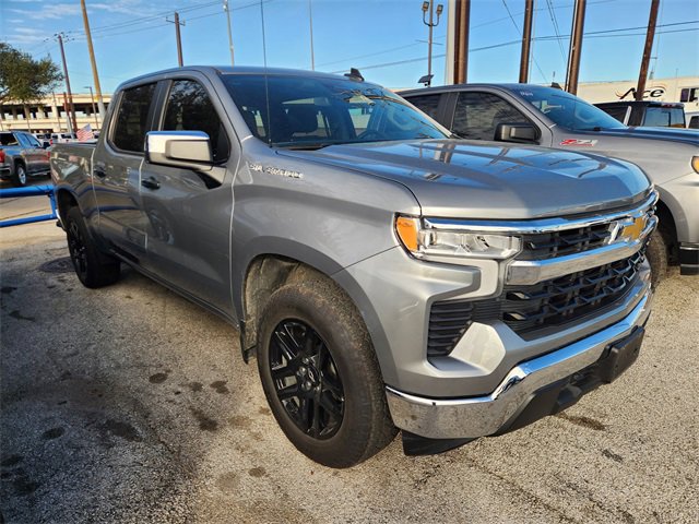 2023 Chevrolet Silverado 1500 LT's photo