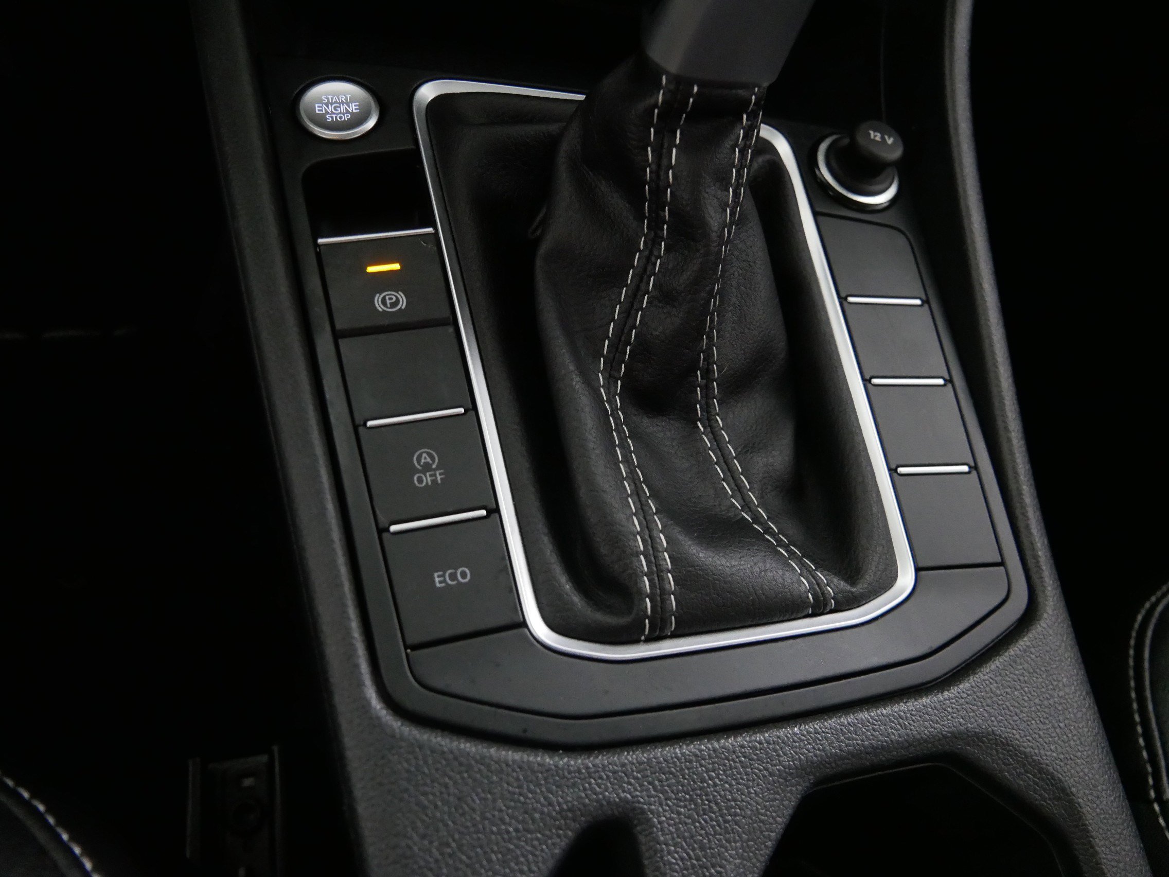 2022 Volkswagen Jetta SE photo 27