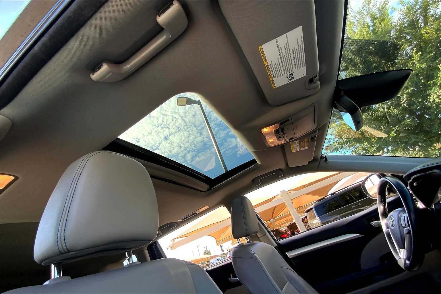 2018 Toyota Highlander XLE photo 13