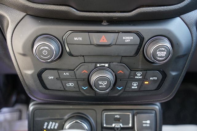 2018 JEEP RENEGADE - Image 15