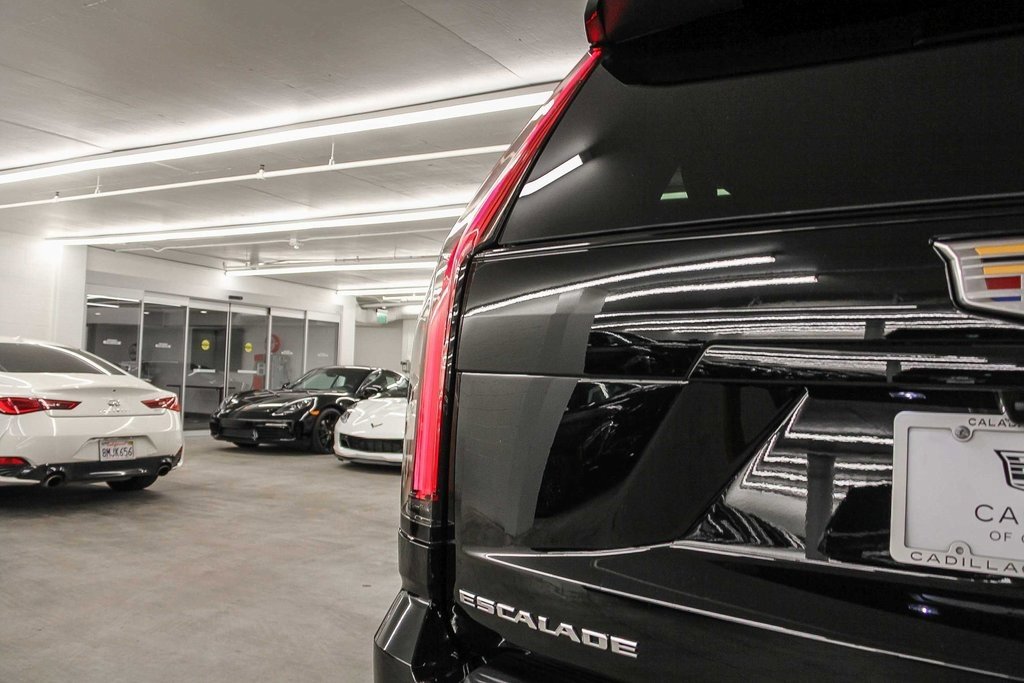 2026 Cadillac Escalade ESV Platinum Sport photo 4