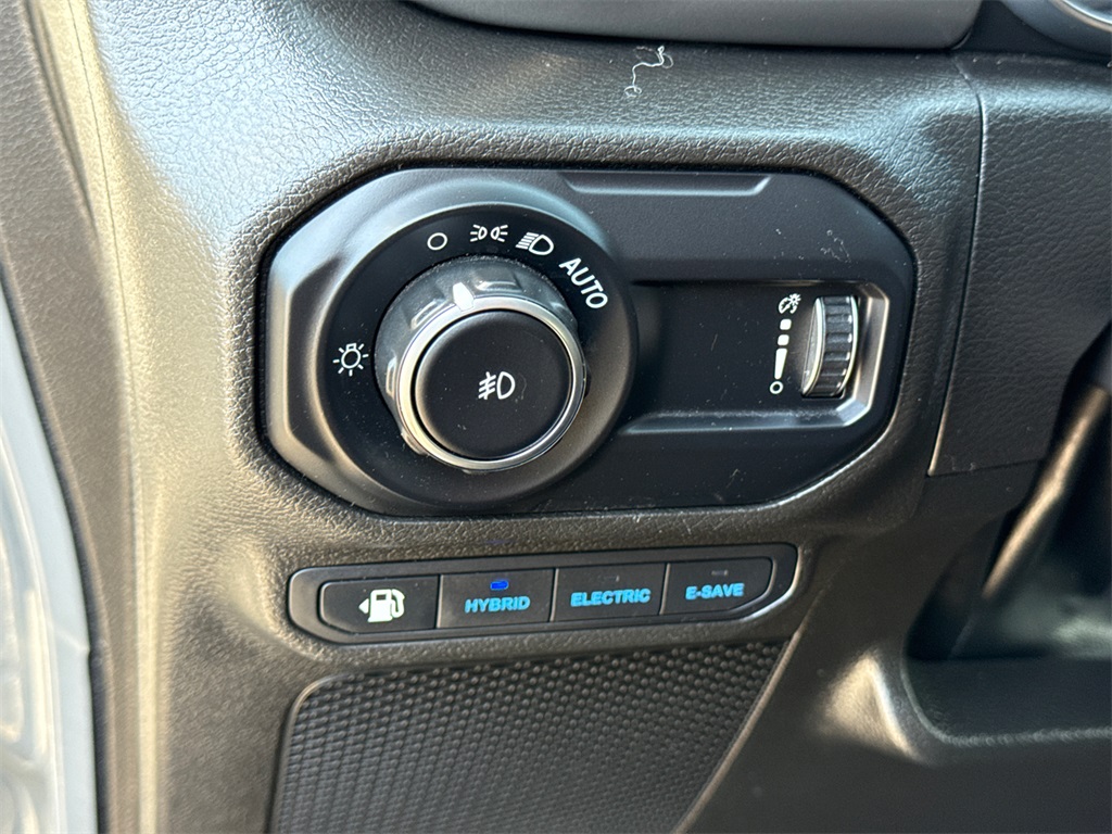 2023 Jeep Wrangler Base 4xe photo 27