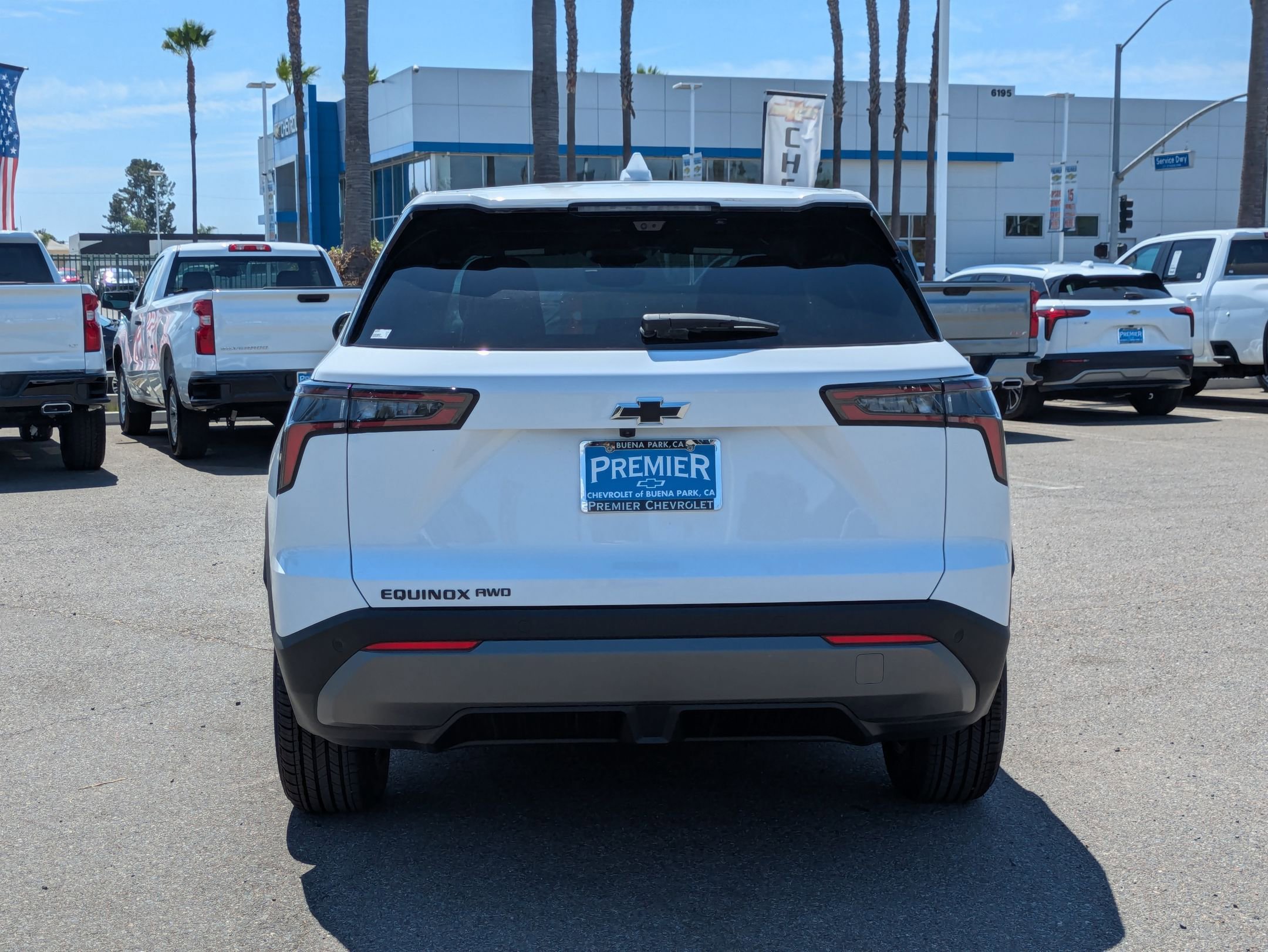 2026 Chevrolet Equinox LT photo 4