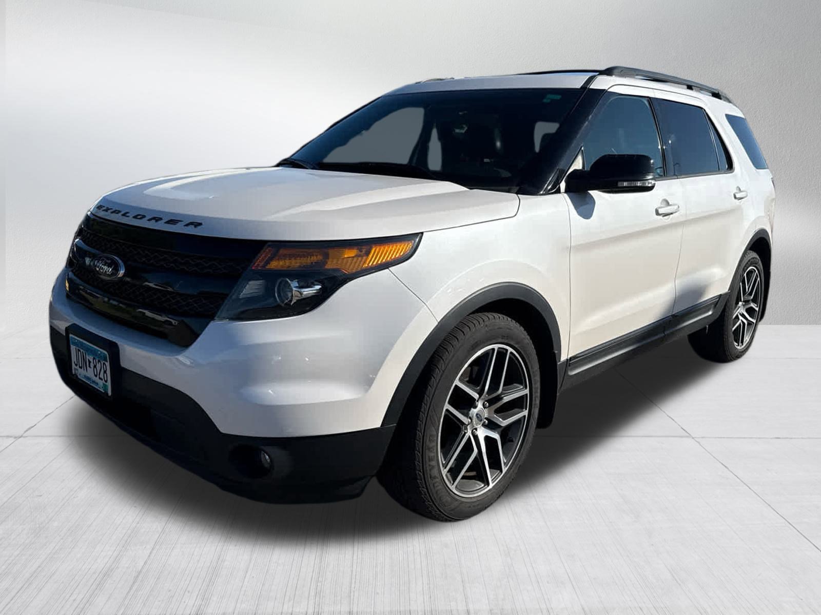 Used 2015 Ford Explorer Sport with VIN 1FM5K8GTXFGA44369 for sale in Brooklyn Center, Minnesota