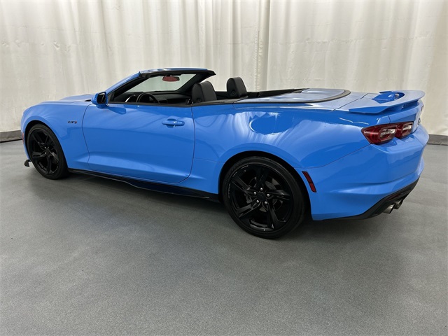 2022 Chevrolet Camaro LT1 photo 3