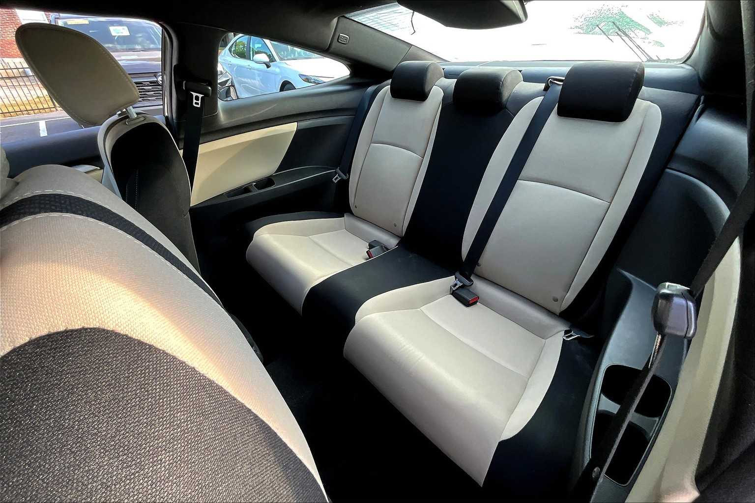 2016 Honda Civic LX photo 15
