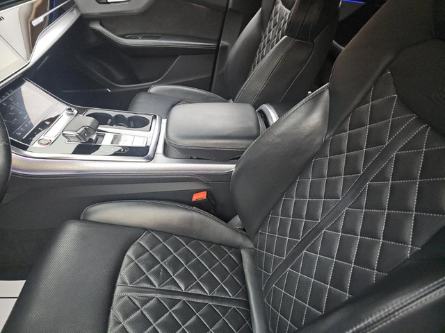 2021 Audi SQ8 Premium Plus photo 8