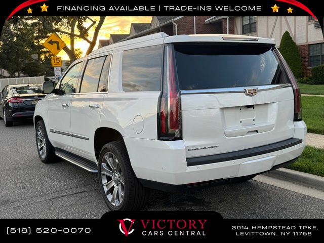 2020 Cadillac Escalade Luxury photo 6