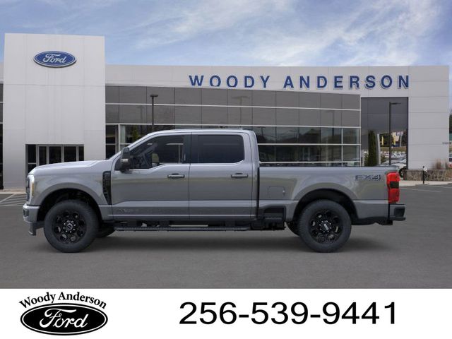 2025 Ford F-350 photo 3