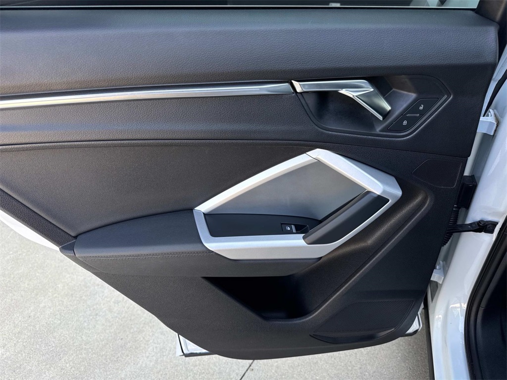 2022 Audi Q3 S line Premium Plus photo 13