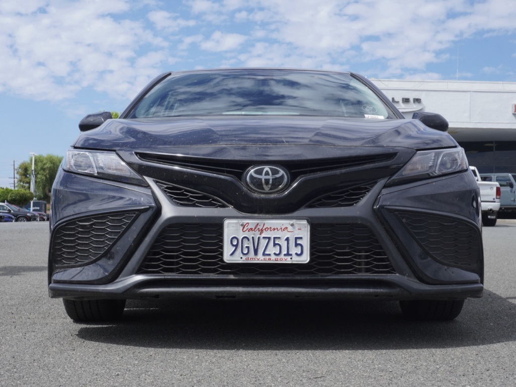 2023 Toyota Camry SE photo 8